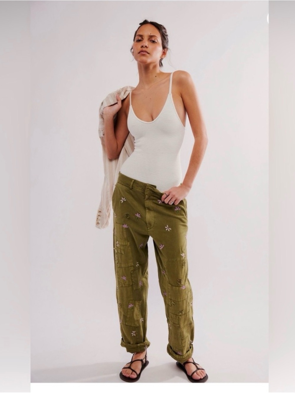 Free People Patched Posey pants Sz 10 green w/purple white flowers EUC